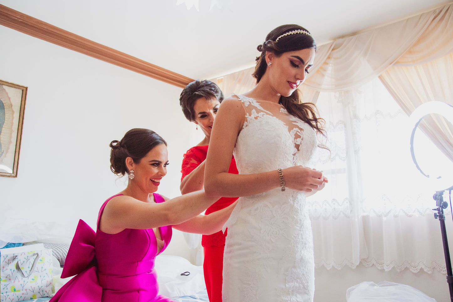 BRIDAL PARTY OF 2 STEAMING