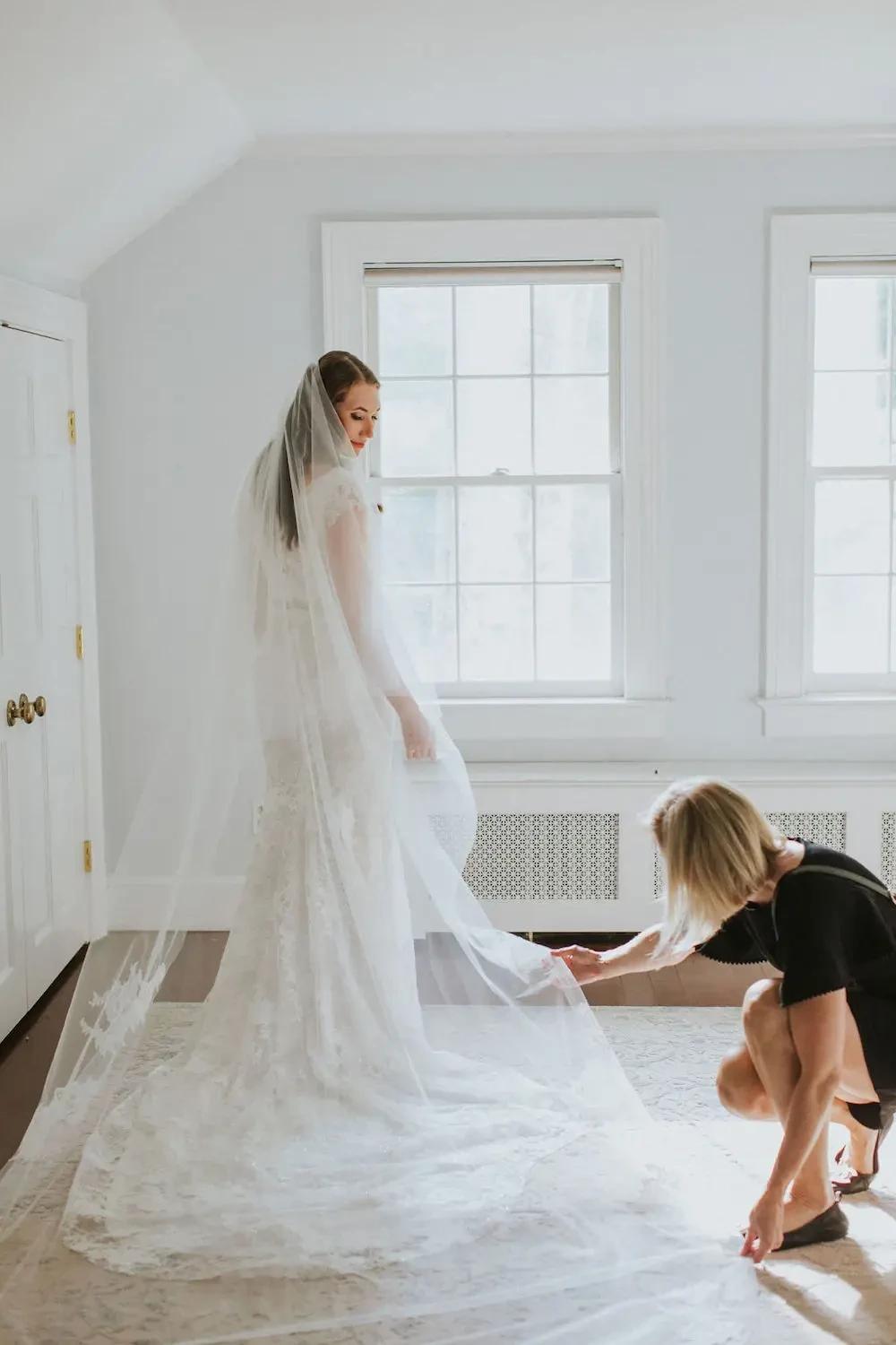 THE REAL WEDDING MORNING TIMELINE From a Bridal Dresser