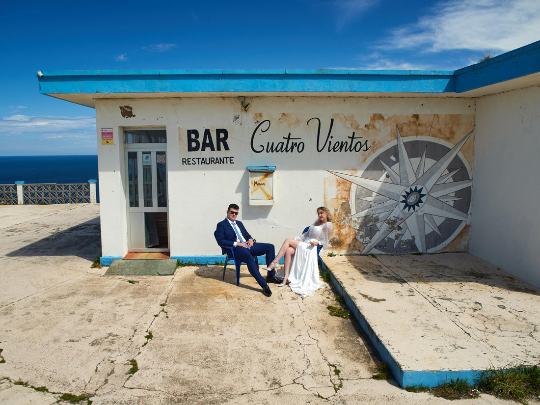 Bridal Dresser Mallorca | Wedding Morning Support