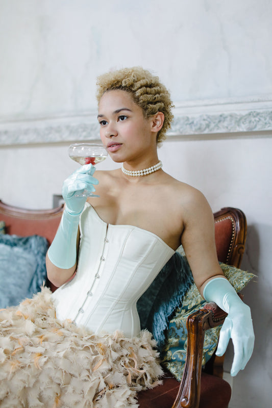 A Complete Guide to Dresses, Corsets & Luxury Wardrobe Preparation