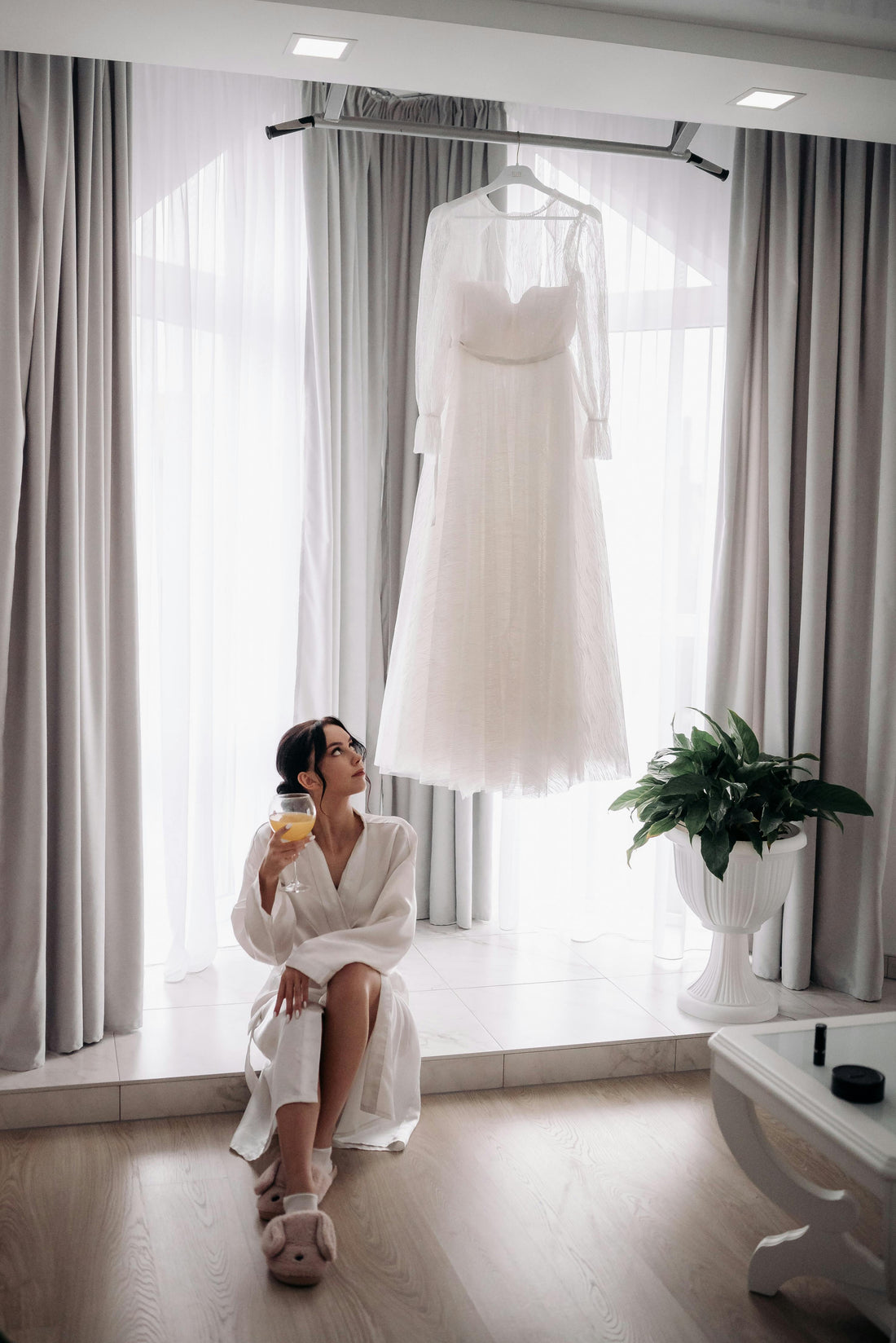 BRIDAL DRESSER SERIES -  LEONARDO ROYAL ST PAUL'S LONDON