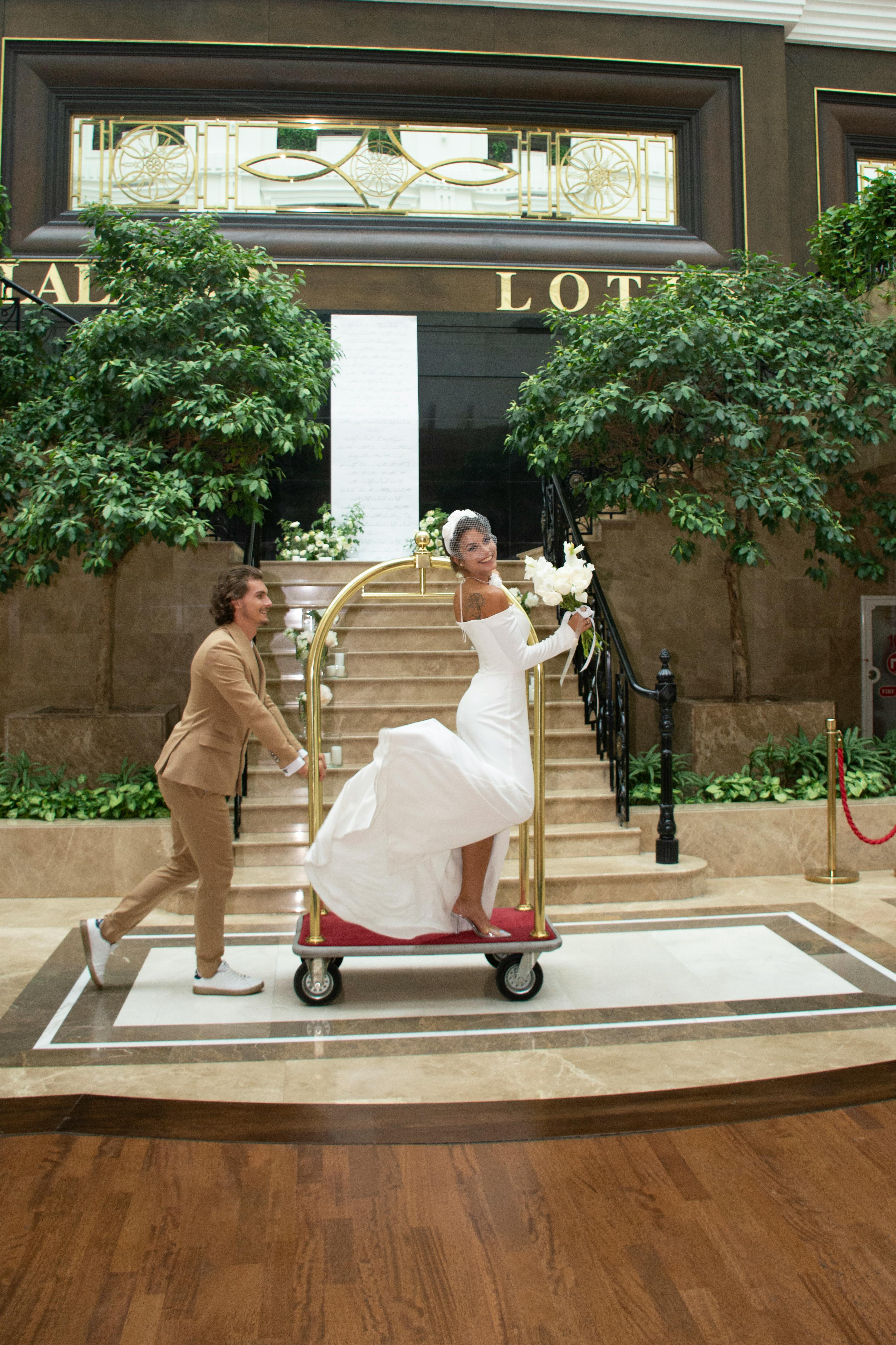 Need a Last Minute Bridal Dresser in London? | Emergency Wedding Support