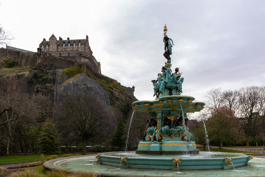 Bridal Dresser Edinburgh | Wedding Morning Support