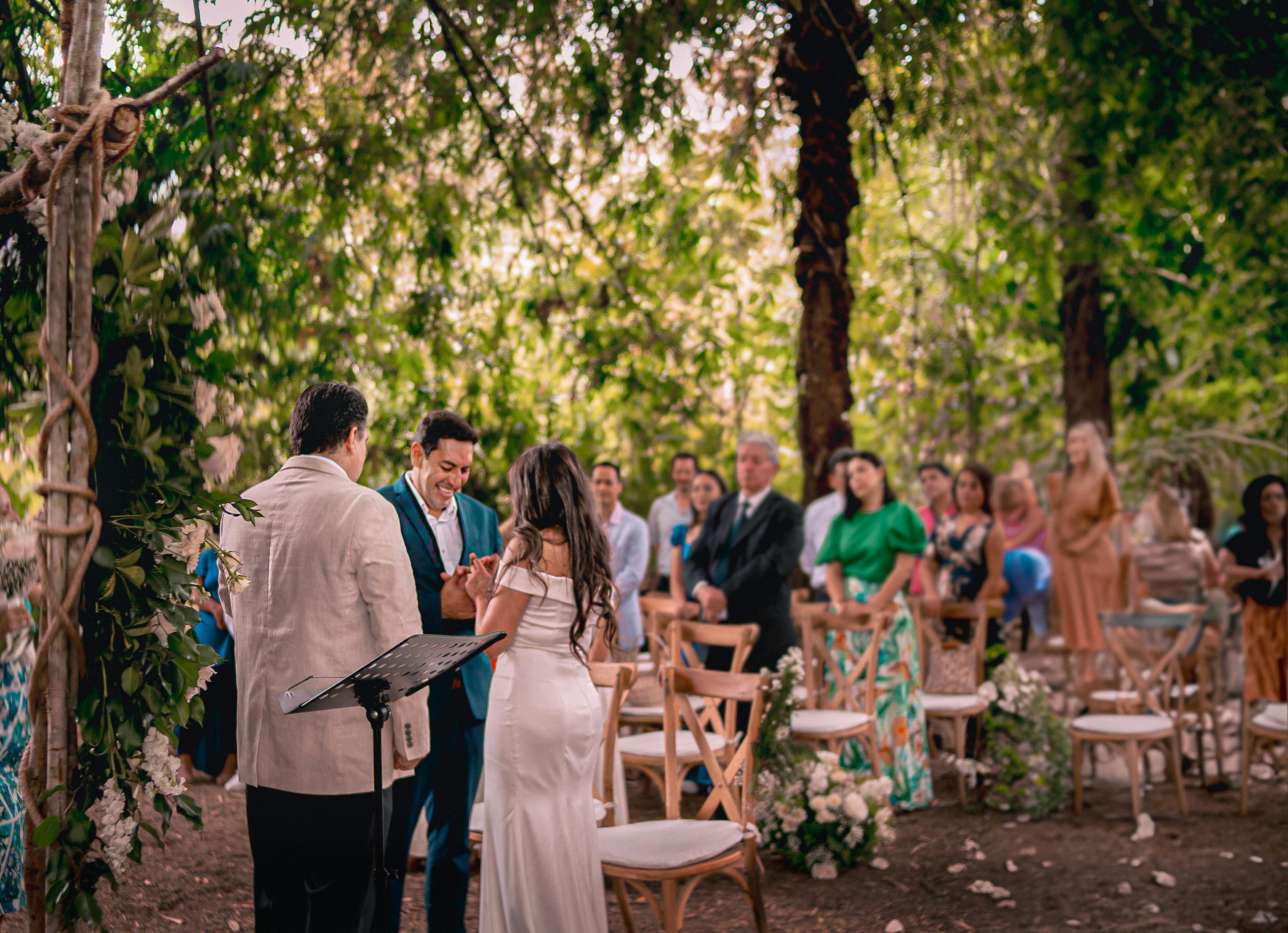 Bridal Dresser Lake Como | Wedding Morning Support