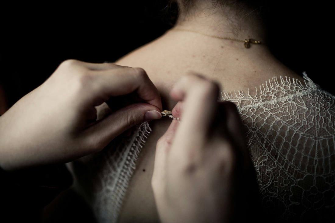 Who Helps the Bride Get Dressed on Wedding Morning? | Luxury Bridal Dresser London