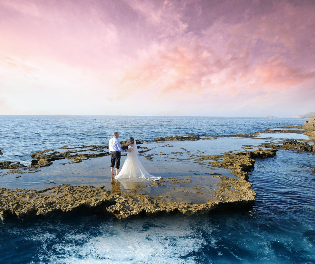 Bridal Dresser Crete | Wedding Morning Support