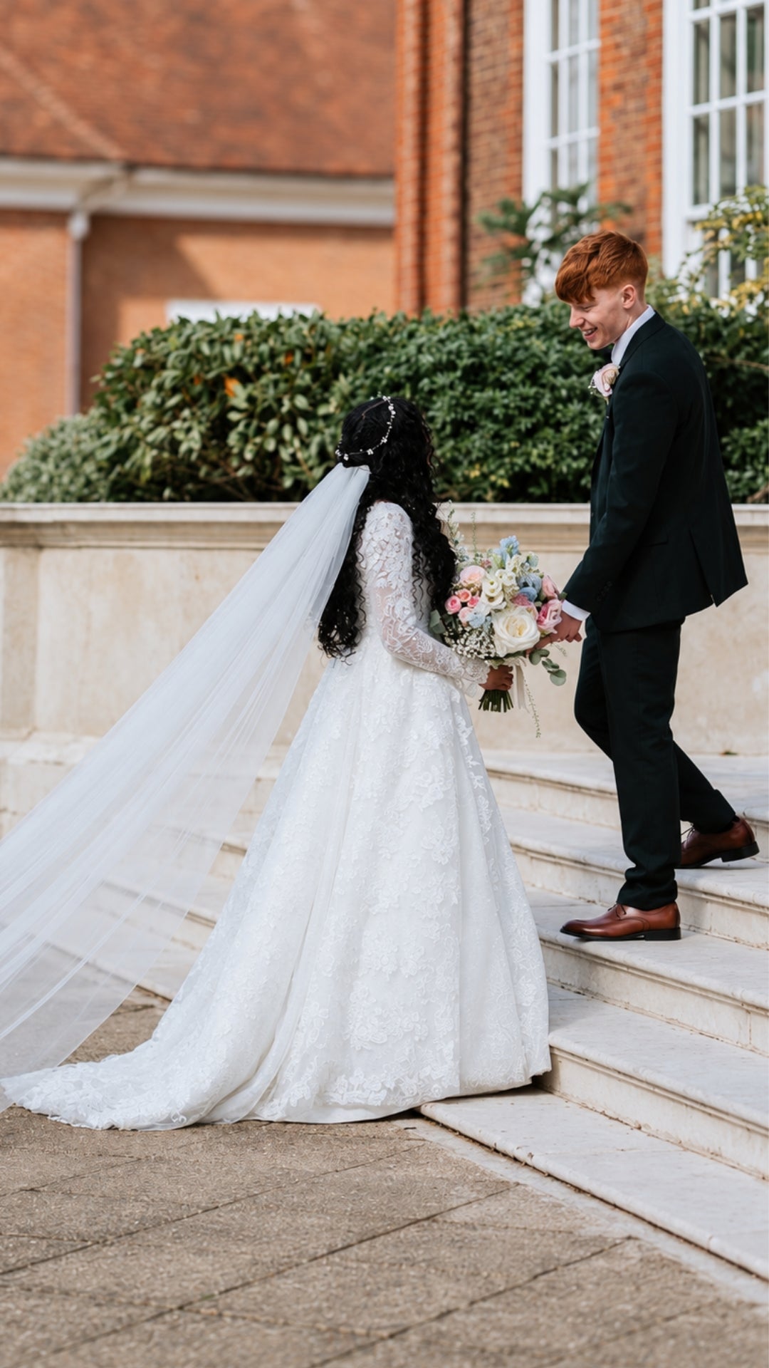 BESPOKE  WEDDING DAY WARDROBE SUPPORT London &amp; UK
