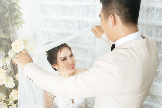 BRIDE & GROOM STEAMING & DRESSING SERVICE