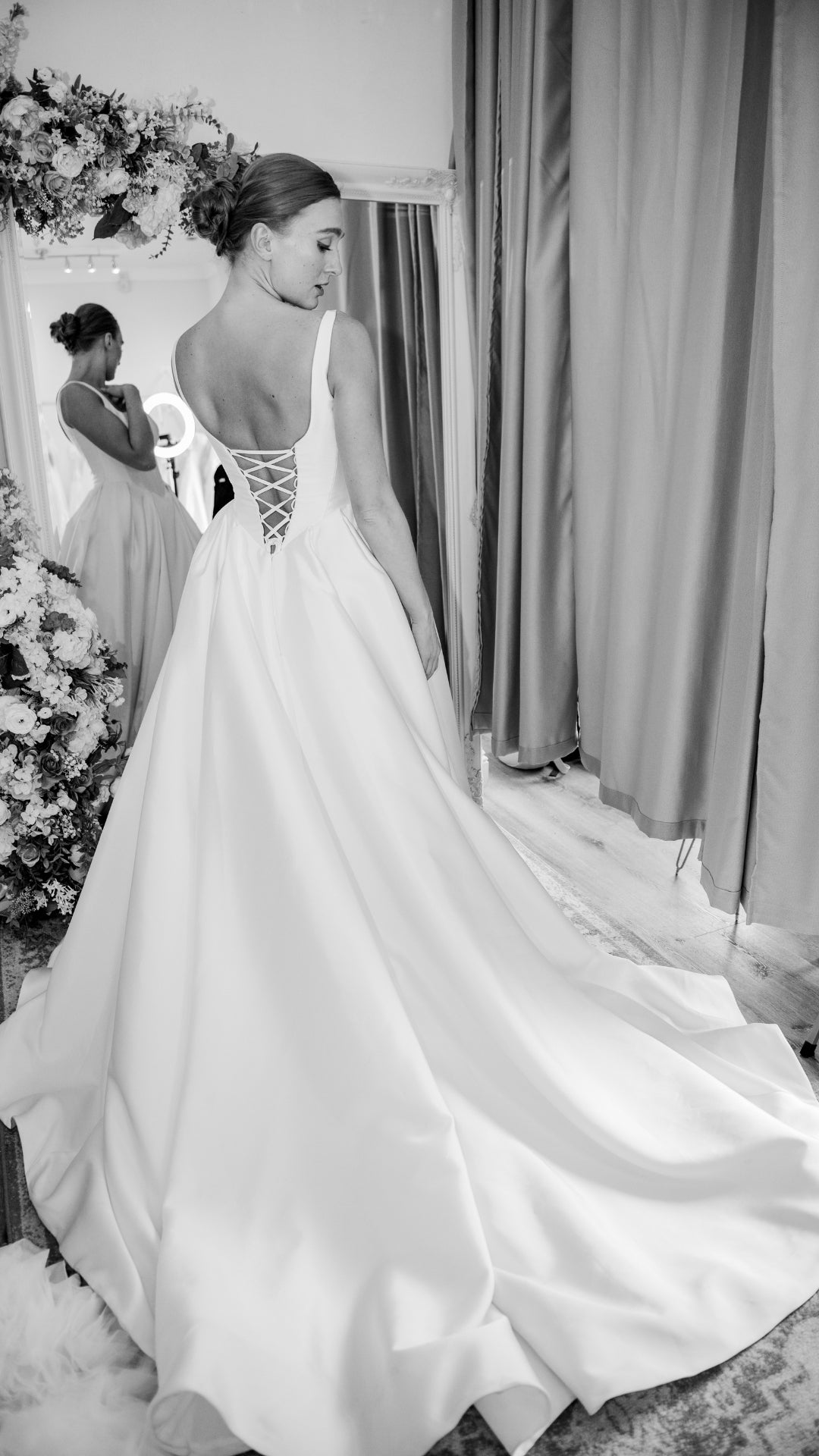 WEDDING DRESS STEAMING
